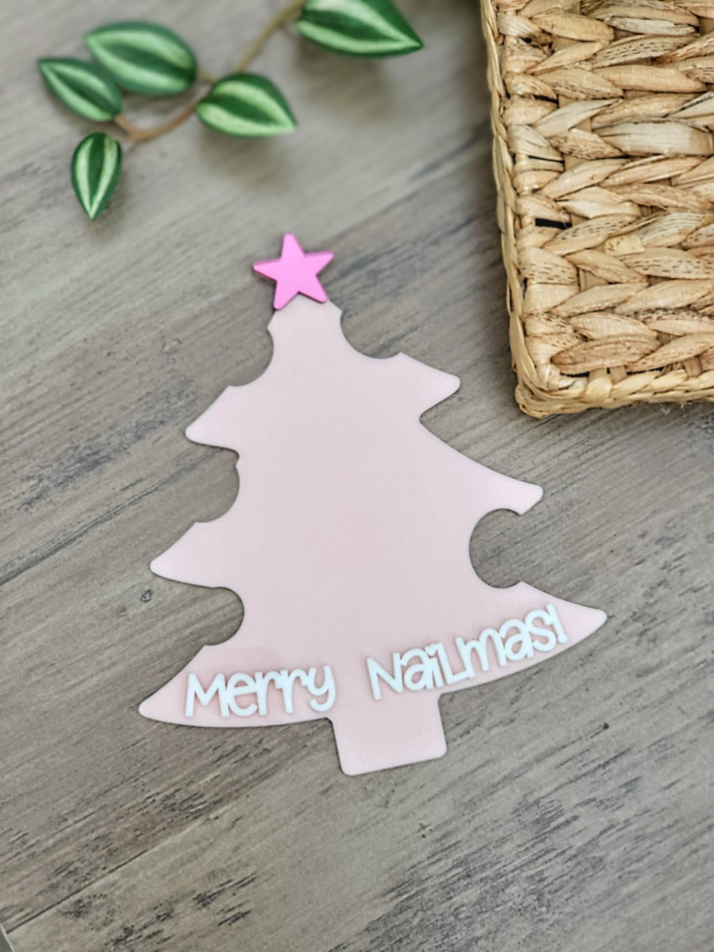 Christmas Tree Nailfie Prop