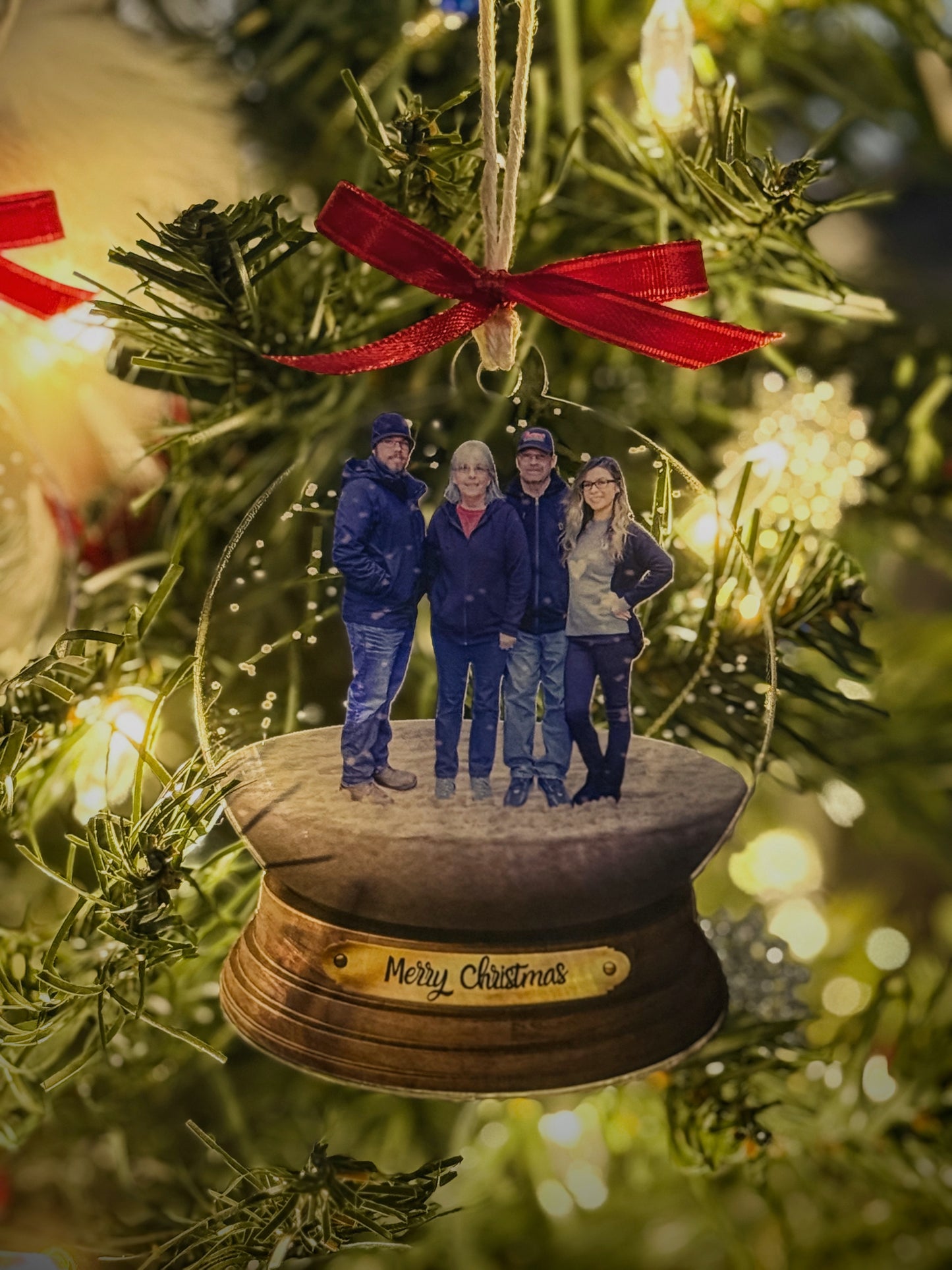 Photo snow globe ornament — family portrait example