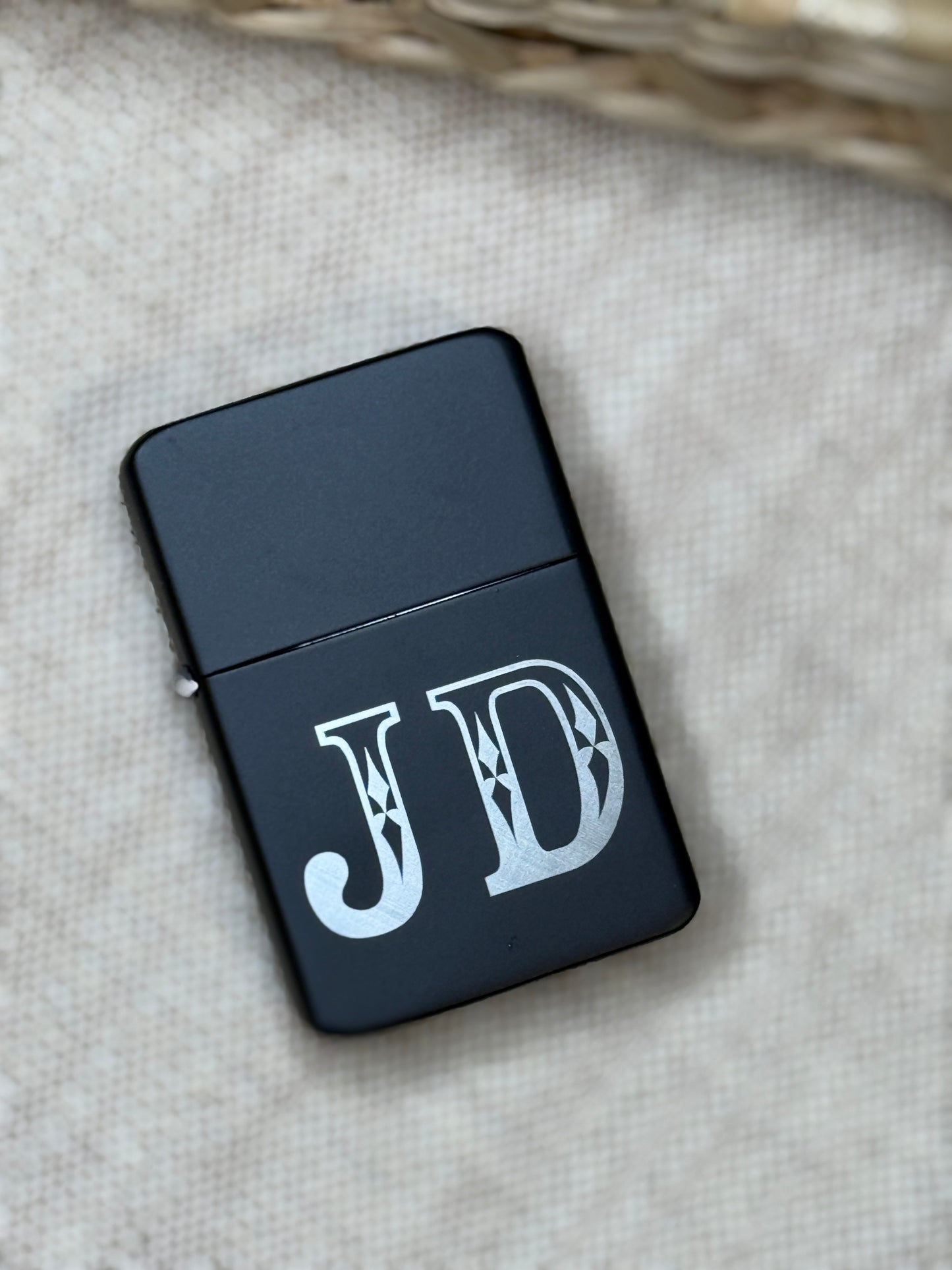 Personalized lighter - alternate engraving design